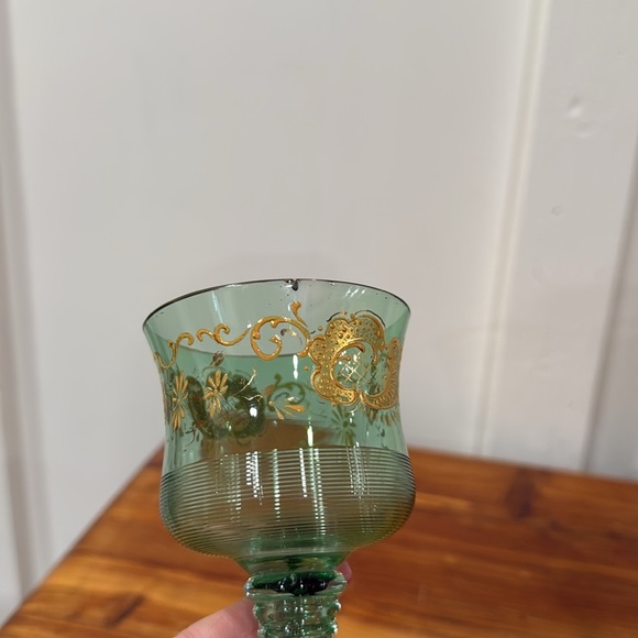 Vintage Bohemian Green Art Glass Gold Detailing Goblets Set of 3 - Picture 6 of 8